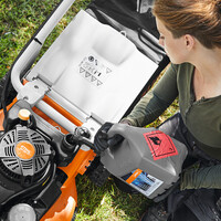 Wat is beter grasmaaier op benzine of accu? Wat is beter grasmaaier op benzine of accu?