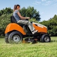 Wat is de beste zitmaaier met opvangbak?