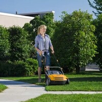 Is verticuteren goed tegen onkruid? Is verticuteren goed tegen onkruid?