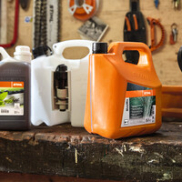 Werkt een bladblazer op gewone benzine?