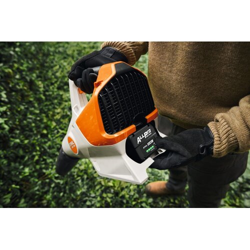 STIHL BGA 110 accu bladblazer STIHL STIHL BGA 110 accu bladblazer