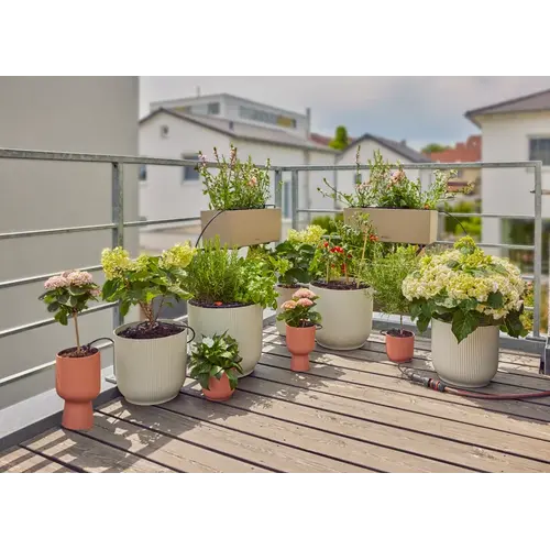 Gardena Micro-Drip-Bewatering Balkon Set, 15 planten Gardena Gardena Micro-Drip-Bewatering Balkon Set, 15 planten