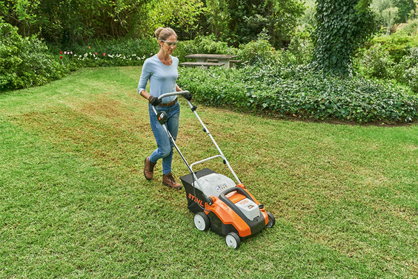 STIHL accu verticuteermachines