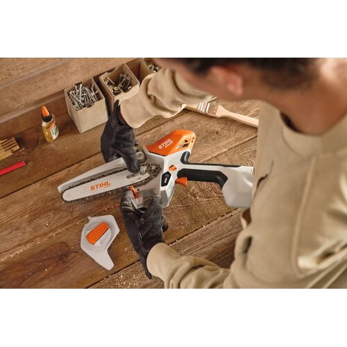 STIHL GTA 30 mini accu kettingzaag actieset met 4x AS 2 accu en AL 5-2 lader STIHL STIHL GTA 30 mini accu kettingzaag actieset met 4x AS 2 accu en AL 5-2 lader