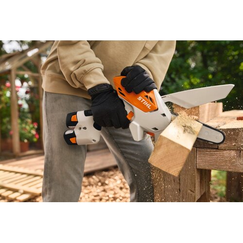 STIHL GTA 30 mini accu kettingzaag actieset met 4x AS 2 accu en AL 5-2 lader STIHL STIHL GTA 30 mini accu kettingzaag actieset met 4x AS 2 accu en AL 5-2 lader
