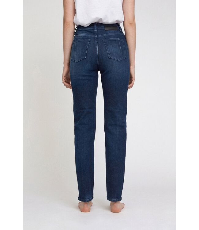 Straight Lounge Blue 2