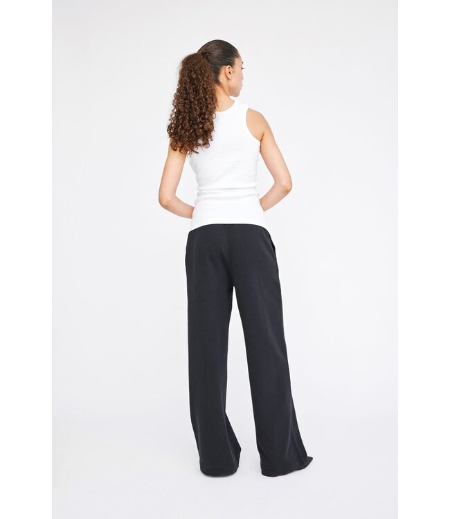 Won Hundred Sierra White