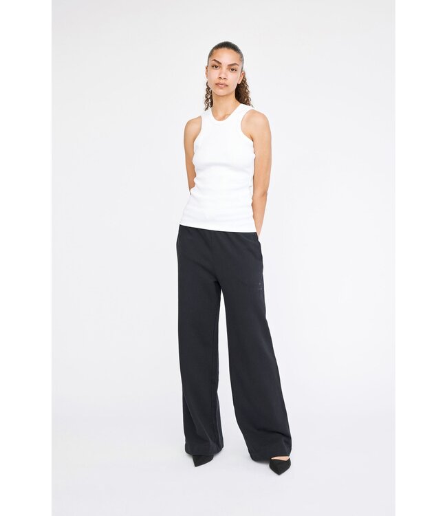 Won Hundred Sierra White