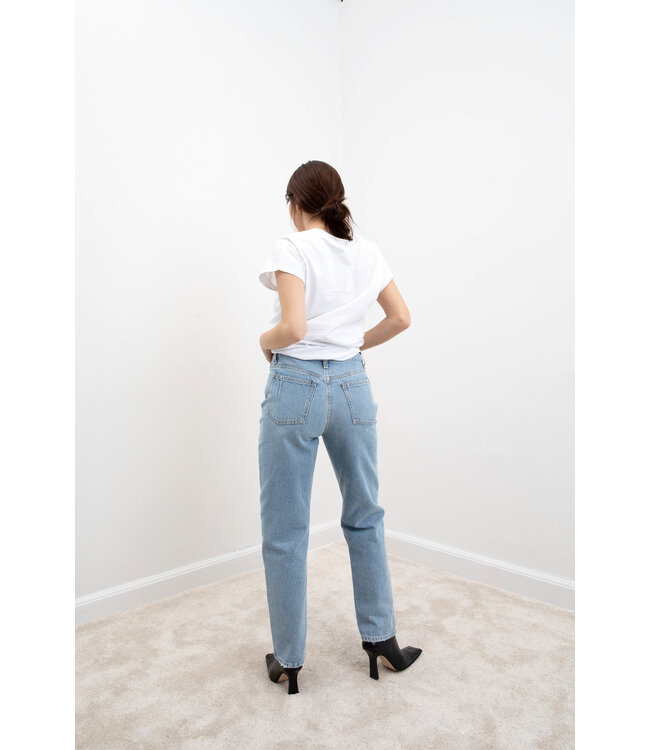 Won Hundred Billy Wash 6