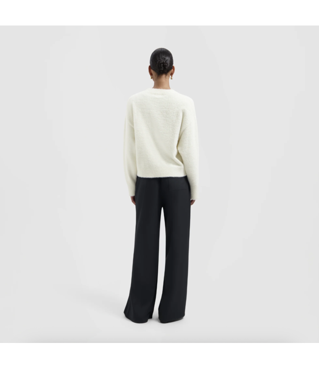 Fluffy Script Logo Knit Off White