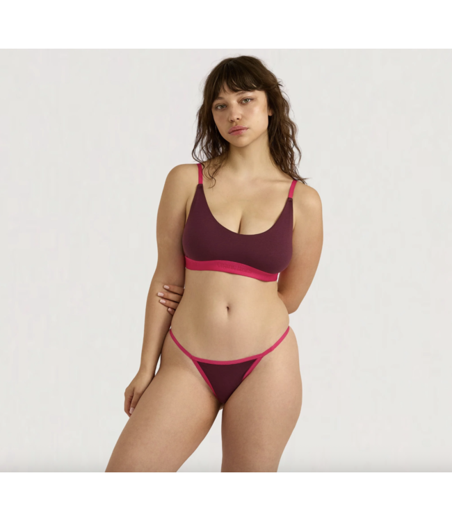 Core Play String Thong Fig