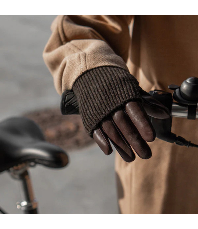 Helly Glove Dark Brown