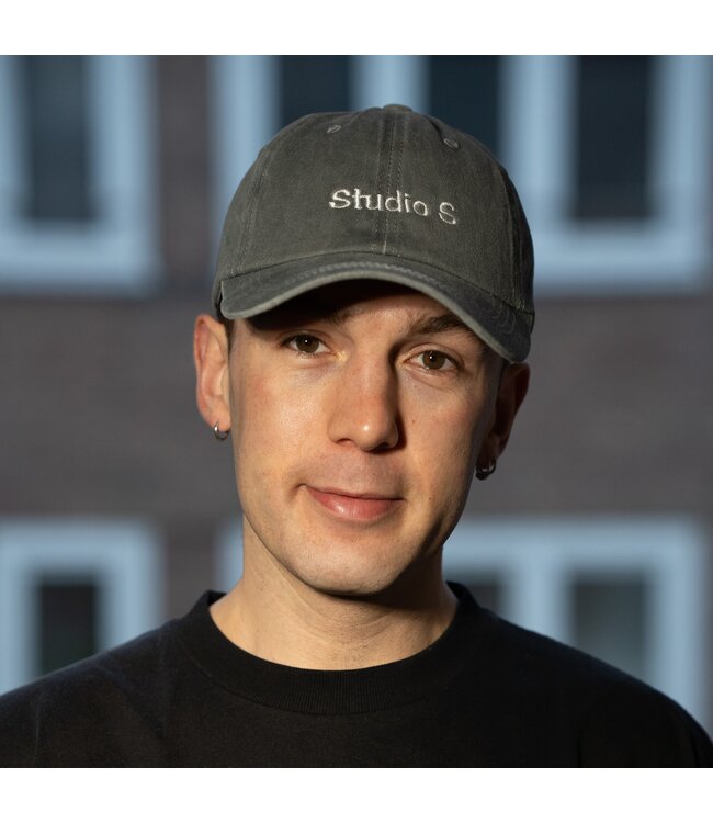 Studio S Cap Embroidered LogoWashed Grey