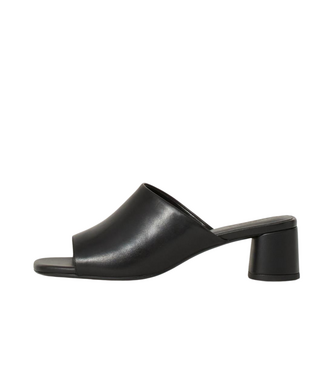 Vagabond Piper Black