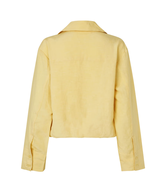 Sadaphne Shirt Straw