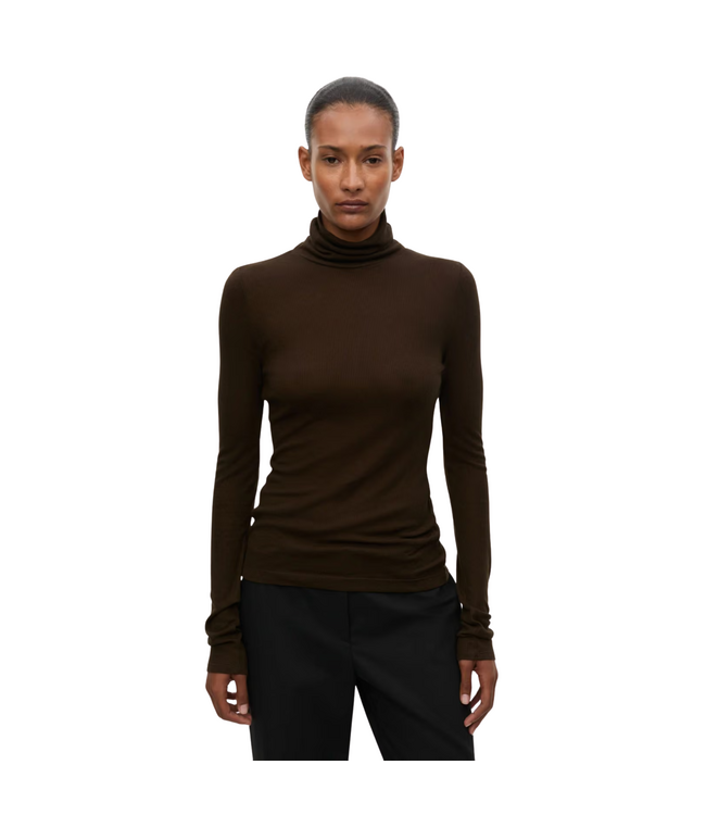 Sasonnet LS T-Neck Delicioso