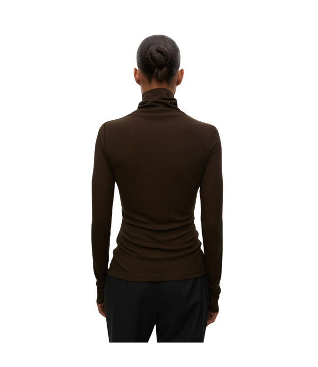 Sasonnet LS T-Neck Delicioso