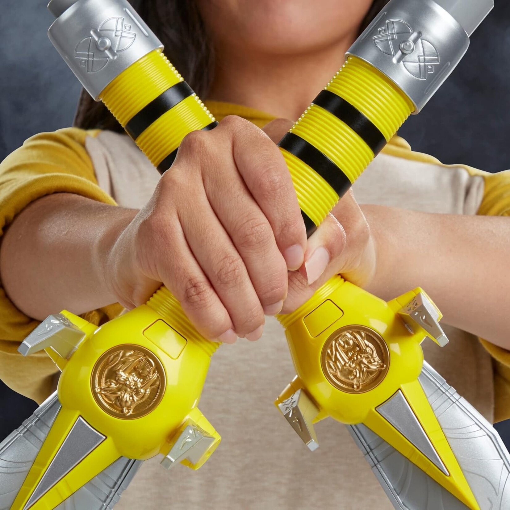 Power Rangers Yellow Ranger Power Daggers