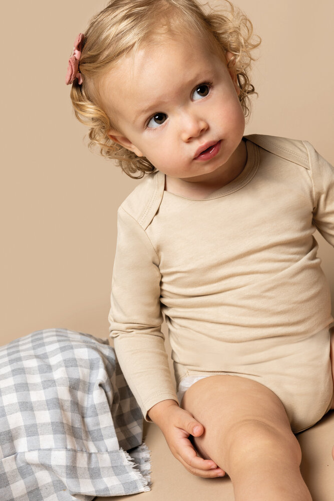 Kariban Duurzame baby Romper | Zwart