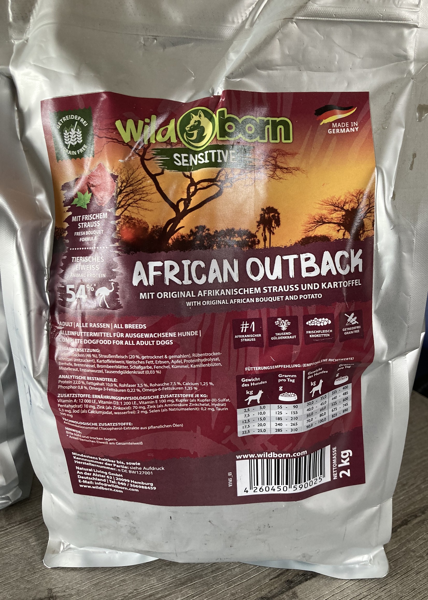 Wild Born brok struisvogel