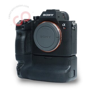 1 jaar Garantie- Sony A7R III + grip nr. 3590