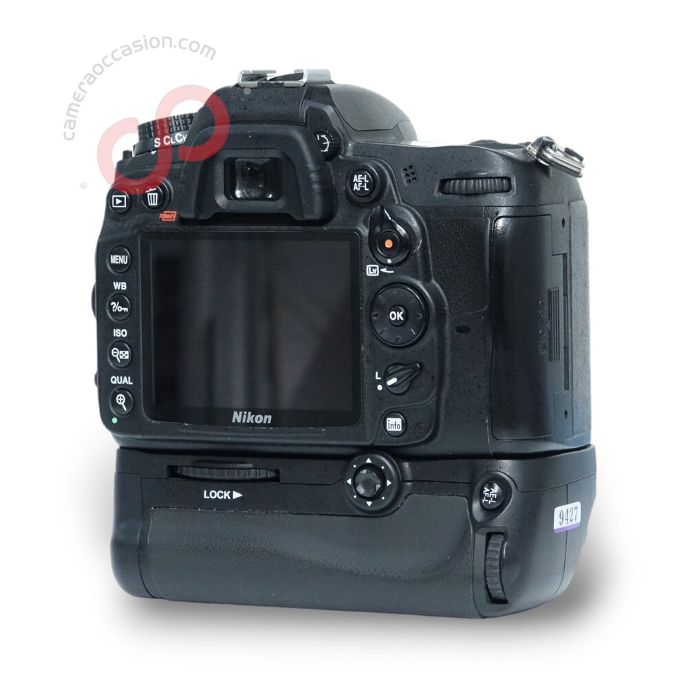Nikon D7100 + batterygrip nr. 1010
