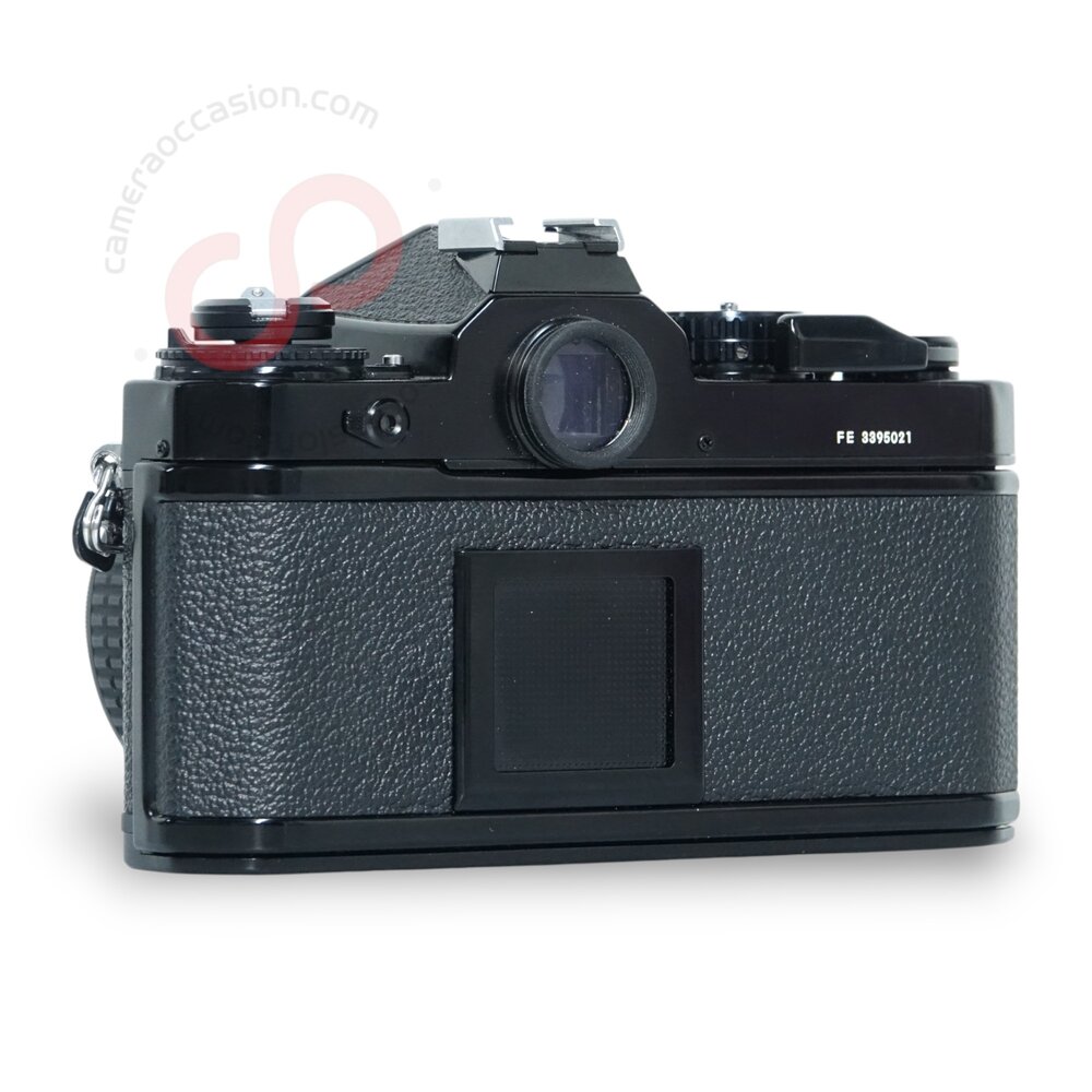 Nikon FE + Nikkor 50mm 1.4 nr. 1319