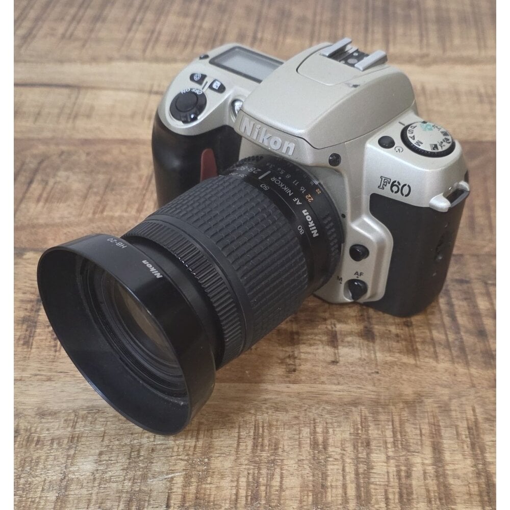 Nikon F60 + 28-80mm nr. 2308