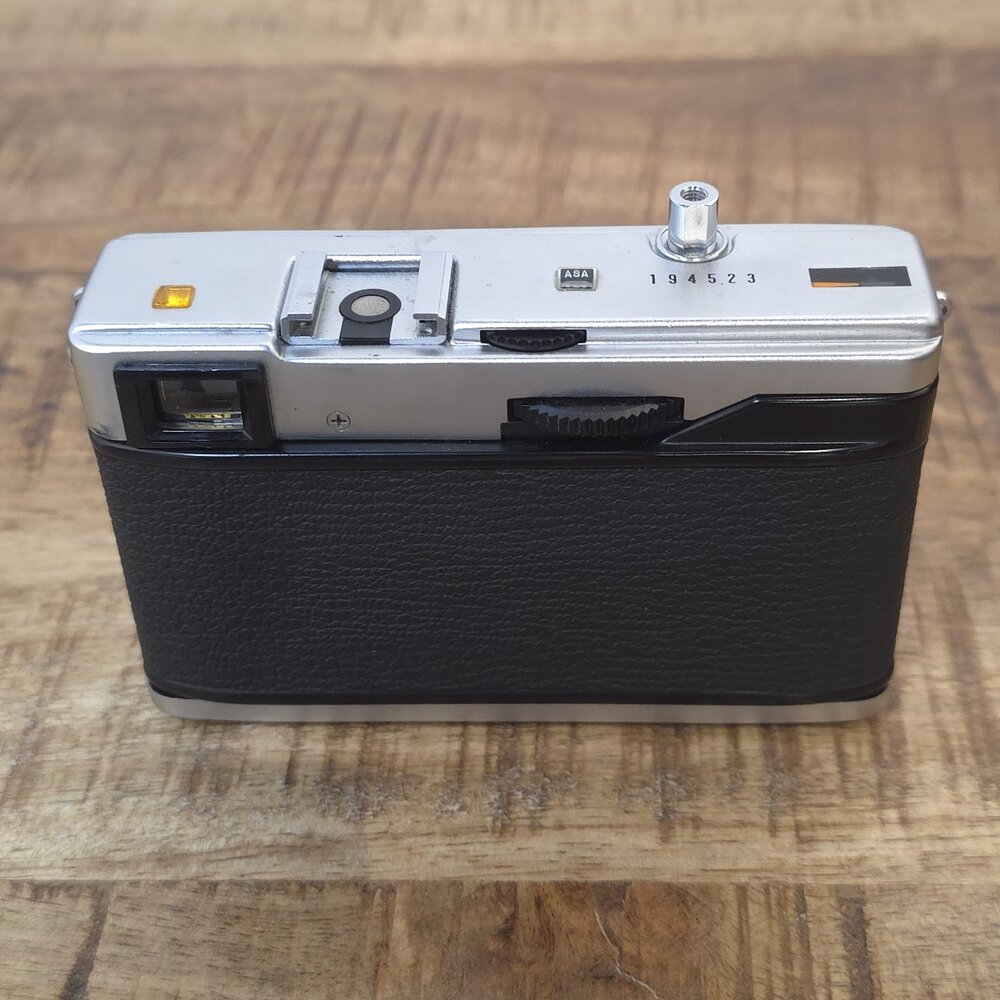 Olympus 35 EC nr. 2355