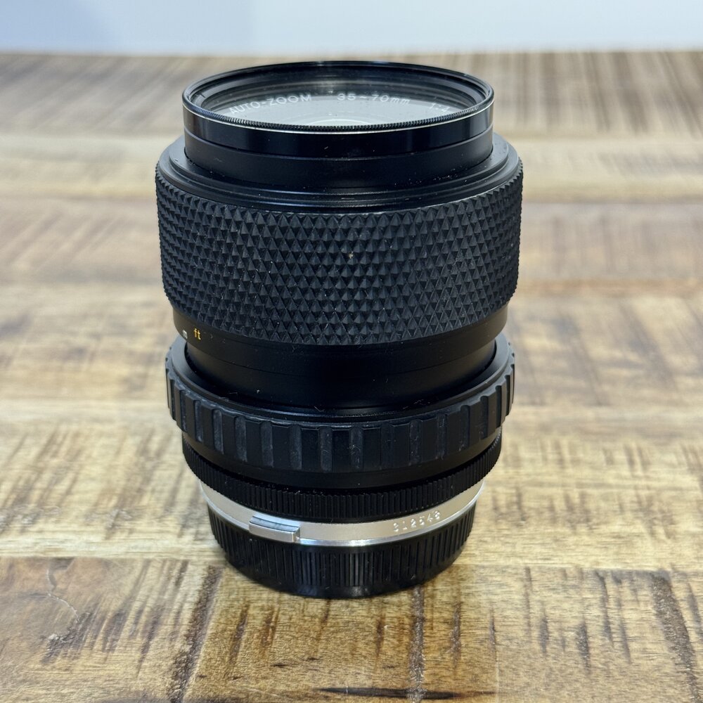 Olympus 35-70mm 4.0 OM SYSTEM S Zuiko nr. 2388