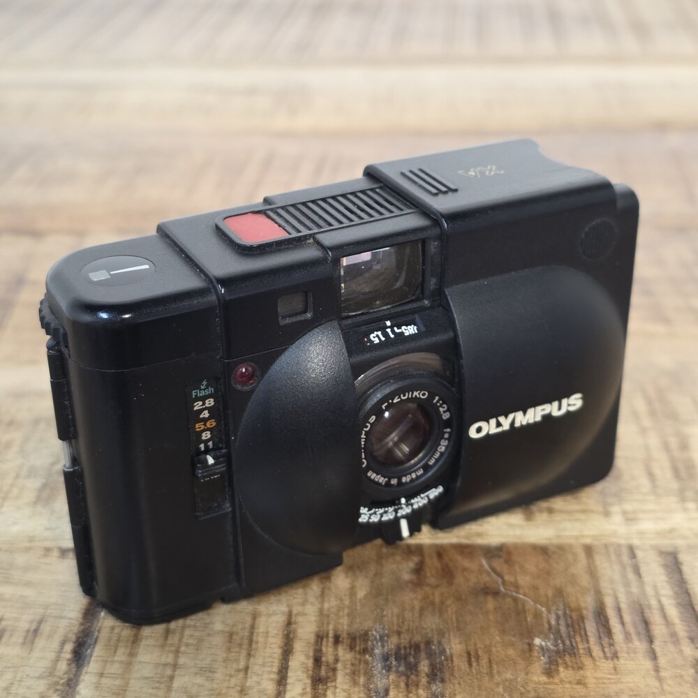 Olympus XA nr. 2402