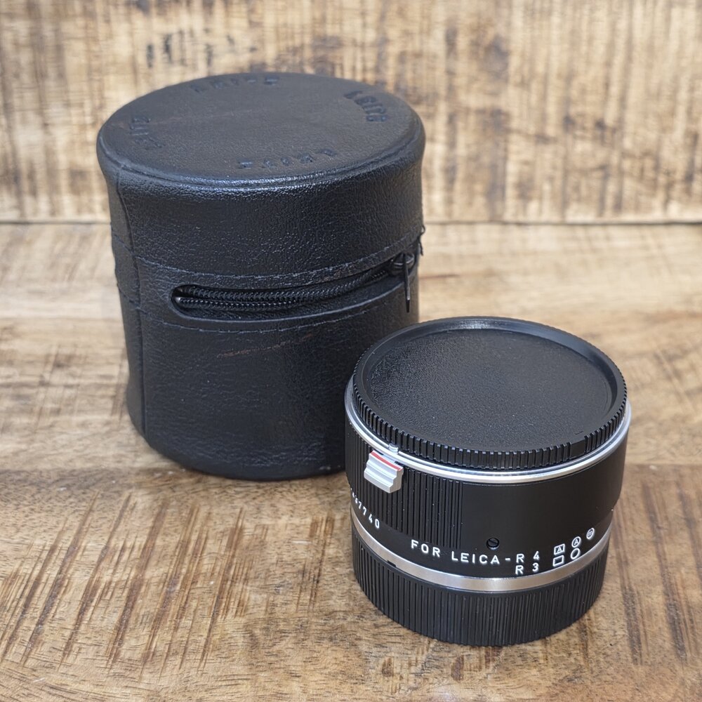 Leitz extender 2x for Leica R3 and R4  nr. 2626