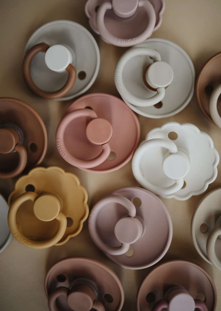 Frigg Frigg fopspeen - Latex - Daisy - Cream