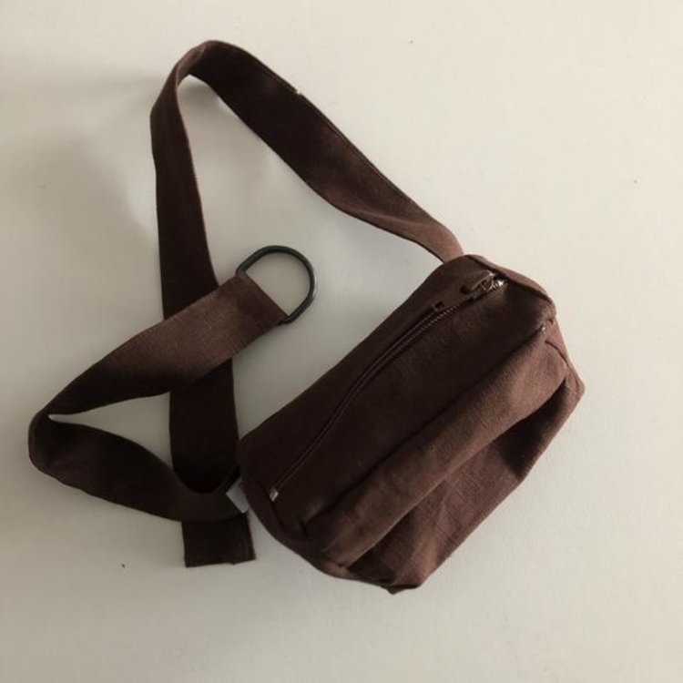 Hedwig & Hasse Peuter heuptasje in Chocolate