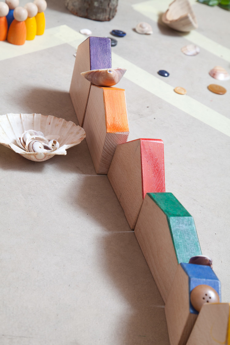 Grapat  Grapat houten huisjes en Nins