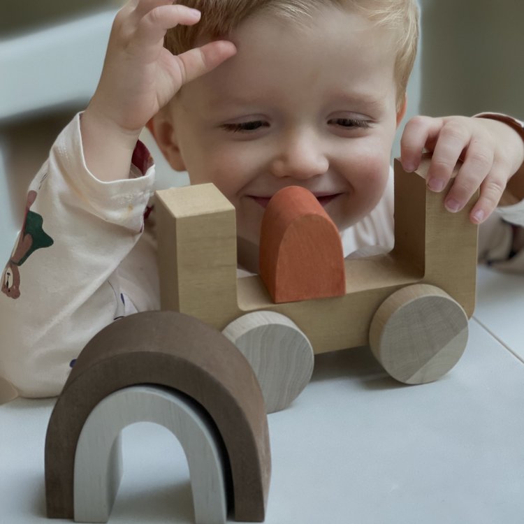 Minmin Copenhagen  Rainbow Car