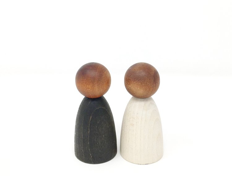Grapat  Adult Nins Dark Wood