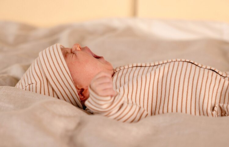 Nixnut Tof onesie - Caramel Stripe