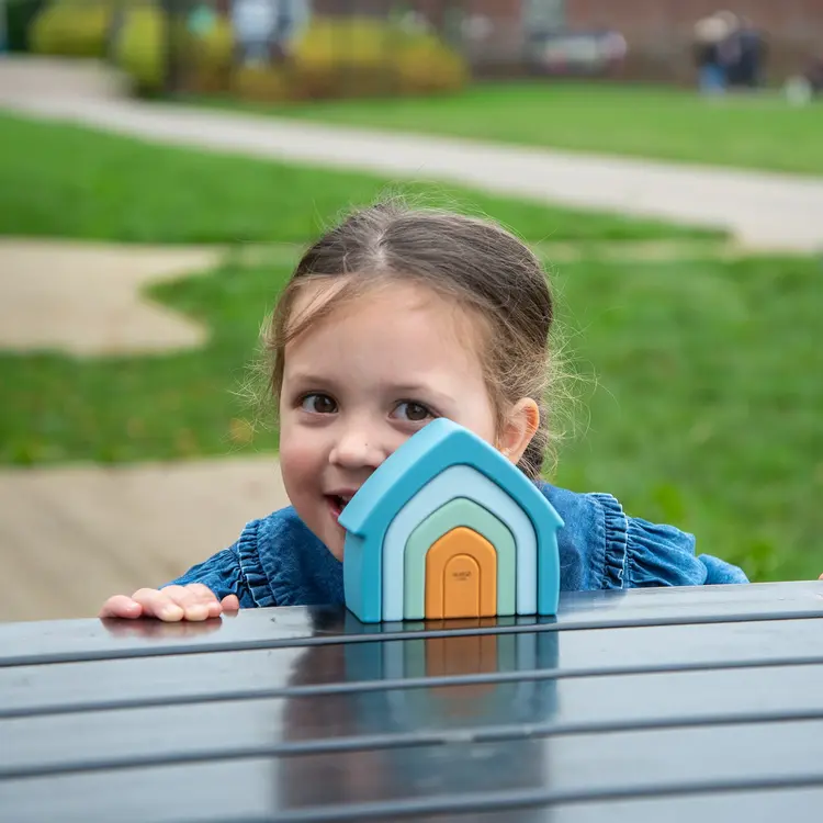 Tickit Silisof stapelbare Huizen- Neutrale Kleuren