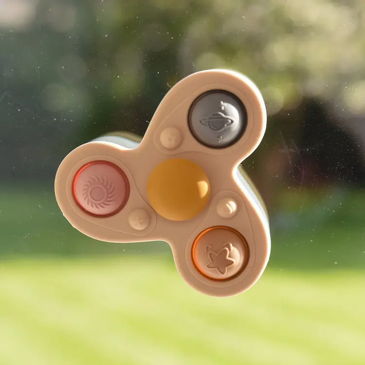 Tickit Silisoft Jumbo Spinner - Earth