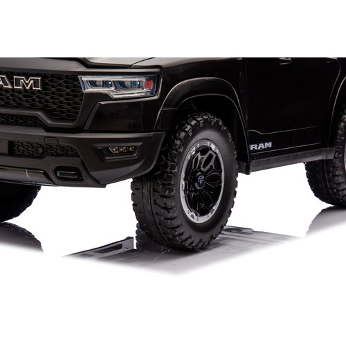 RAM Dodge RAM 1500 12V Kinderauto Zwart