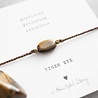 A Beautiful Story Sieraden Edelsteenkaart Tijgeroog Goud Armband - Gemstone Card A Beautiful Story Sieraden Edelsteenkaart Tijgeroog Goud Armband - Gemstone Card