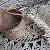 Yoshiko Yoshiko - Ashulia naturel jute mand met leren handvaten Yoshiko Yoshiko - Ashulia naturel jute mand met leren handvaten