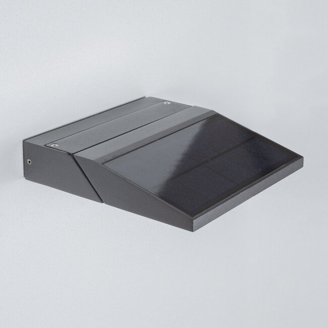 Foldable solar wall light with sensor Arietta