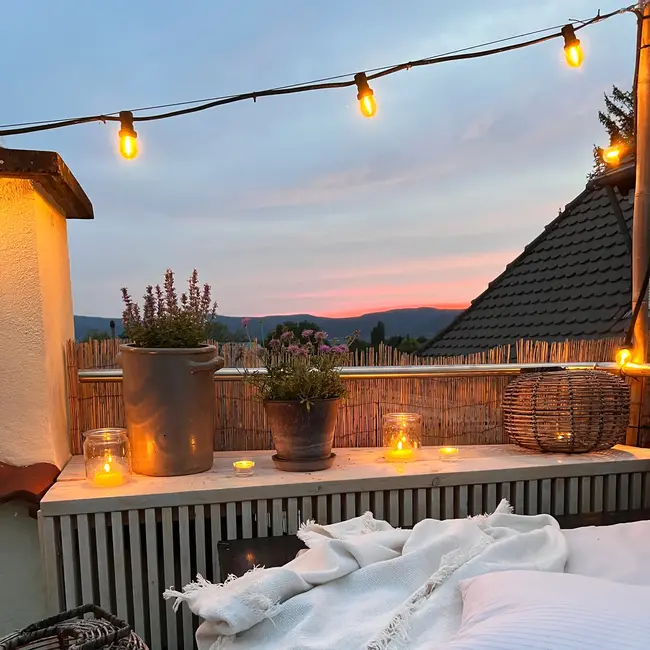 Warm white dimmable filament bulbs - 1 watt