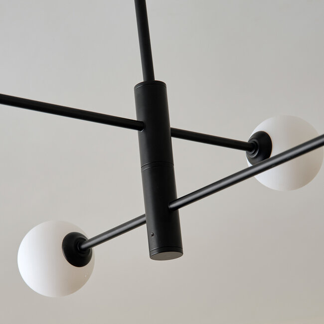 Stiri 4-light ceiling lamp in black with milky white glass