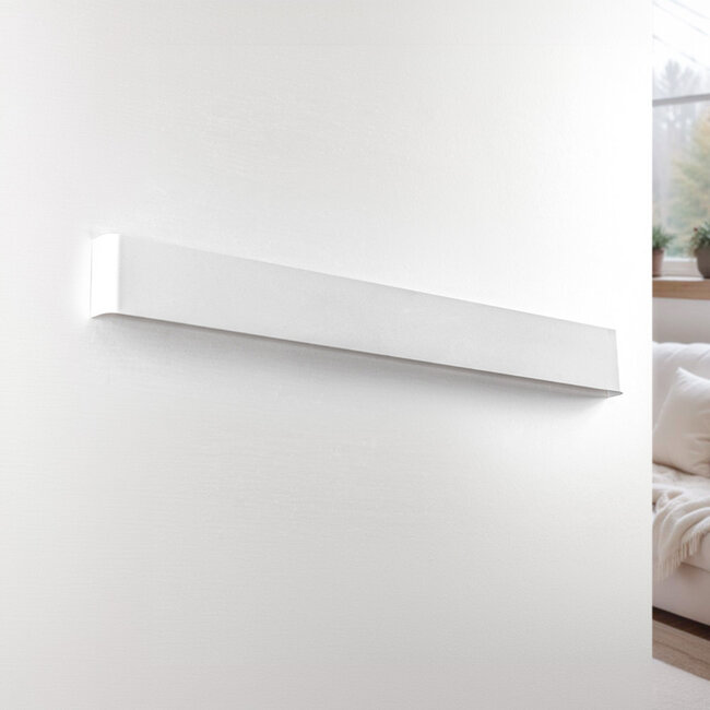 Wall lamp Norell 83 cm in white with integrated LEDs