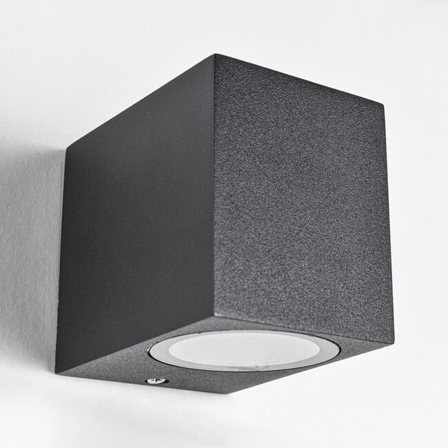 Modern outdoor wall light Wolfie - black square