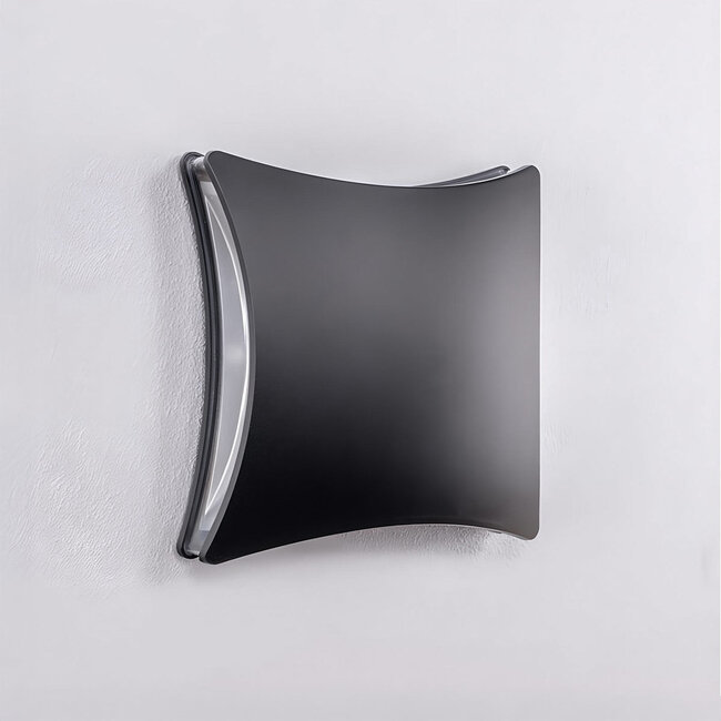 Square 4-light outdoor wall light Ross - black with integrated LED