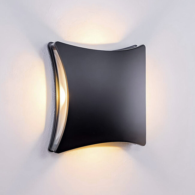 Square 4-light outdoor wall light Ross - black with integrated LED